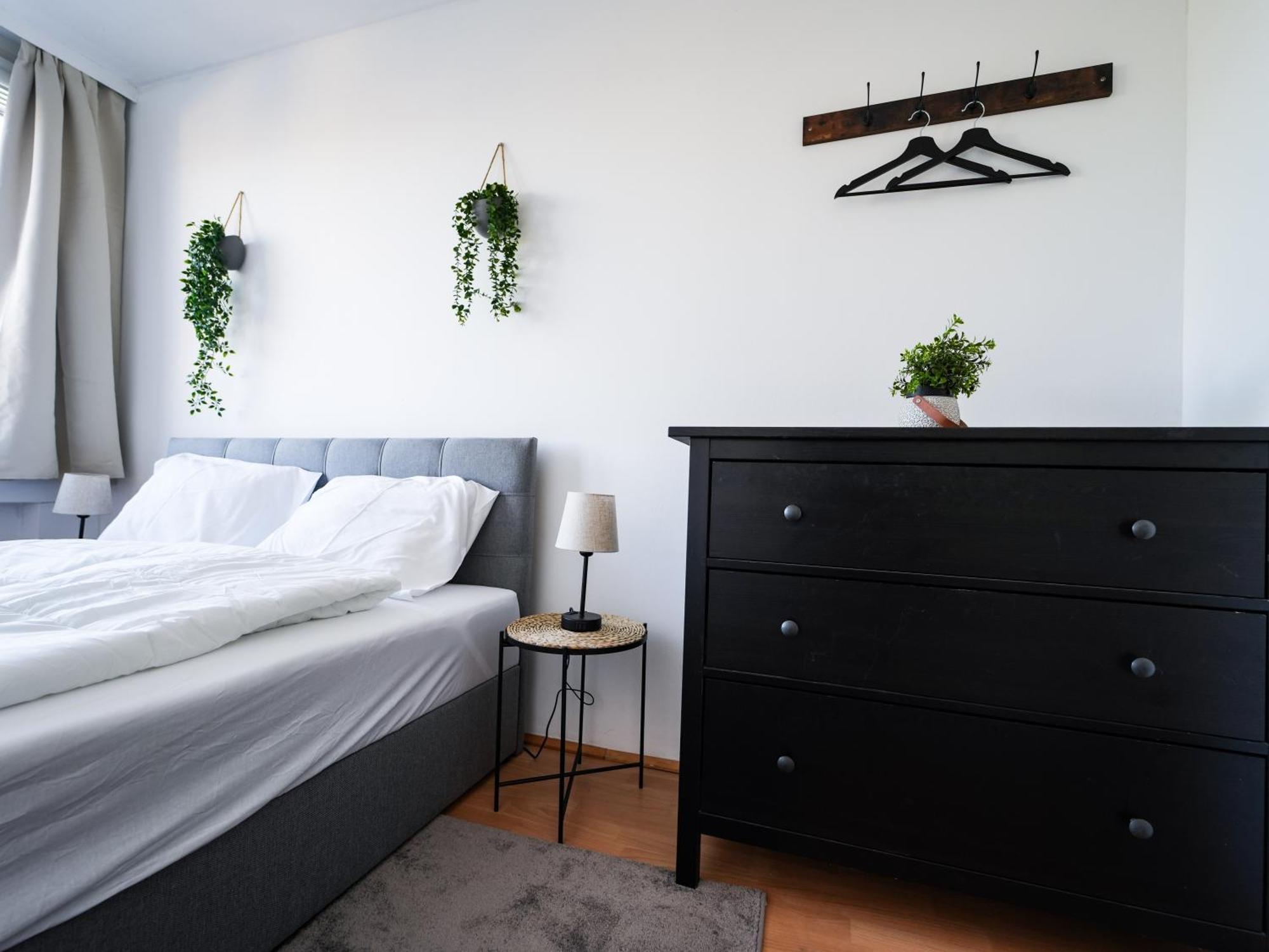 Spacious Apartments With View & Free Parking Wiener Neustadt Luaran gambar